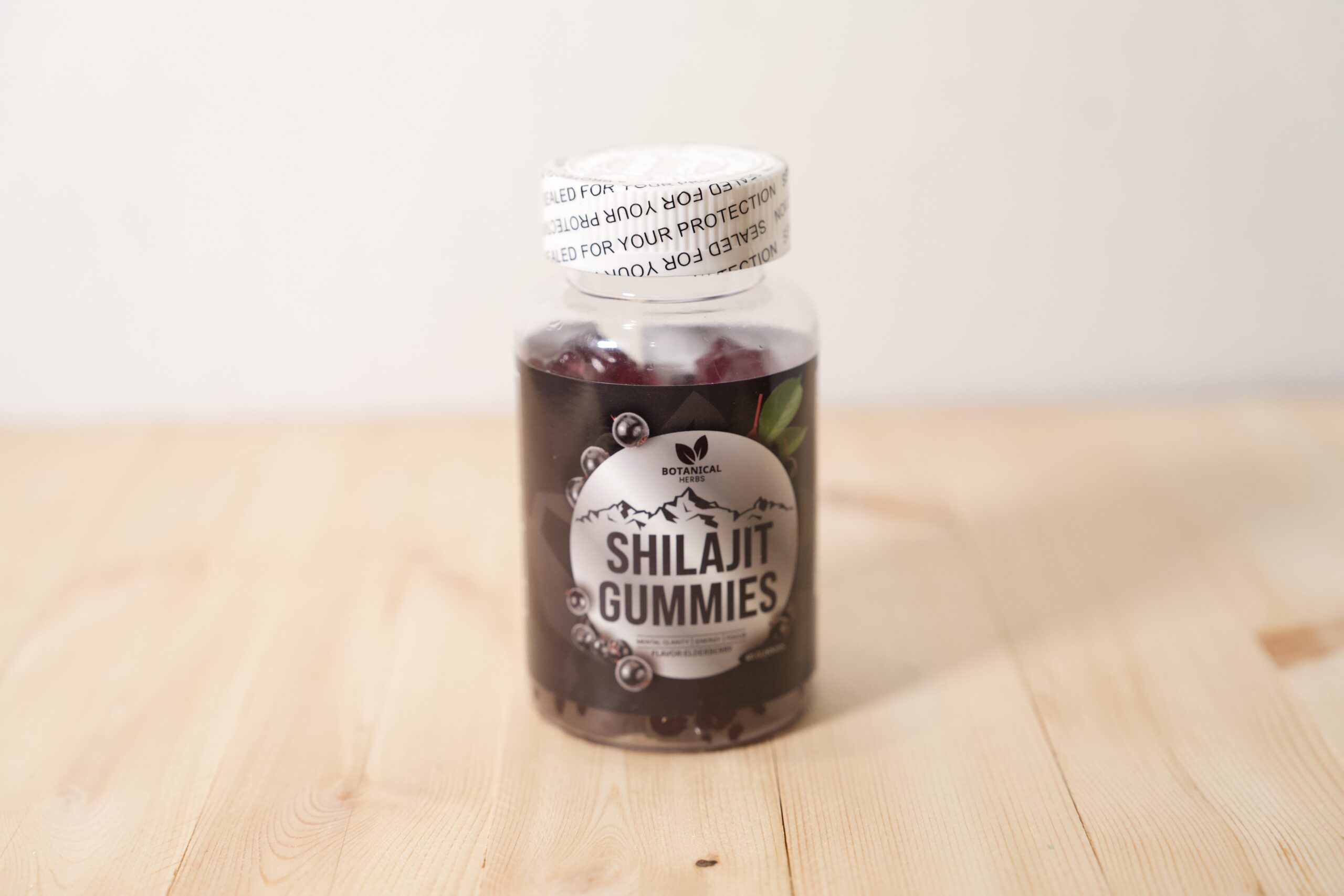 DSC03802 Shilajit Botanical Gummies (Elderberry Flavor) - Image 1