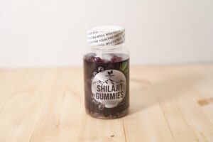 Shilajit Botanical Gummies (Elderberry Flavor) - Image 2